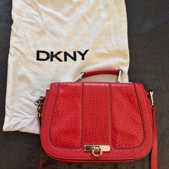 Red DKNY crossbody with top handle and red wallet - Picture 1 of 8